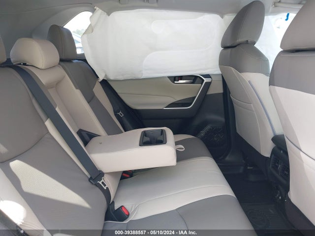 Toyota Rav4 Xle 2021 2T3W1RFV1MW153454 Image 8