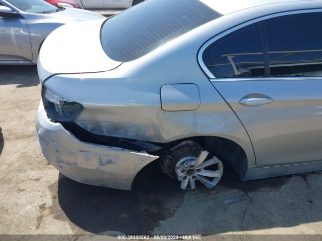 WBA5A5C55ED500157 BMW 528I