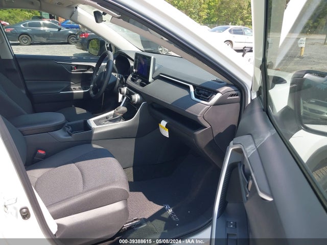 Toyota RAV4 LE 2023 2T3H1RFV0PC229860 Image 5