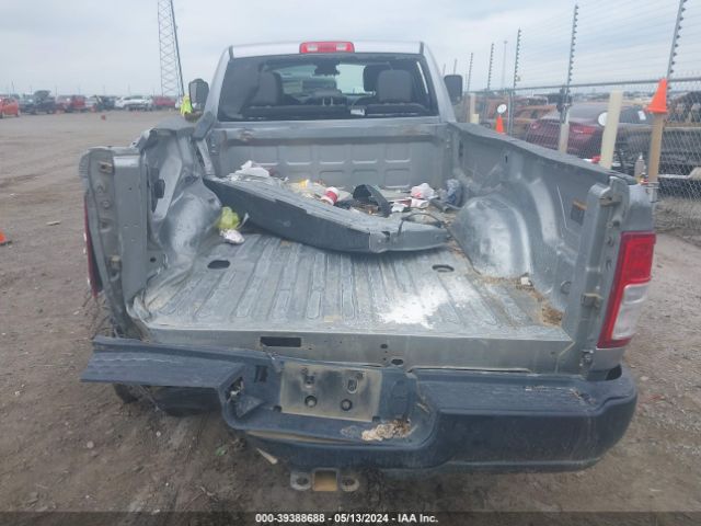 3C6UR5HL5NG189712 RAM 2500 Tradesman  4x4 8' Box