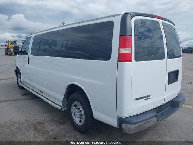 Chevrolet Express 3500 Ls 2014 1GAZGZFG9E1207900 Image 3