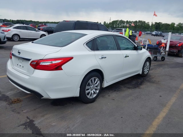 Nissan Altima 2.5 S 2017 1N4AL3AP7HC263840 Image 4
