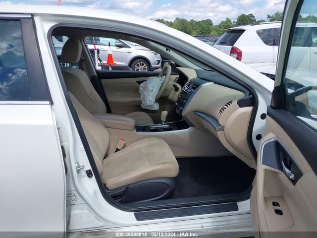 Nissan Altima 2.5 S 2015 1N4AL3AP7FC456700 Image 5