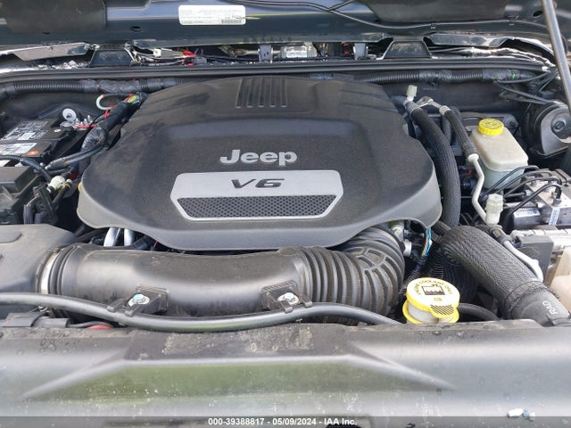 1C4BJWEGXHL560259 Jeep Wrangler Unlimited Sahara 4x4