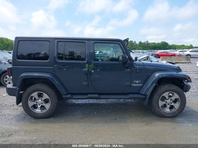 1C4BJWEGXHL560259 Jeep Wrangler Unlimited Sahara 4x4