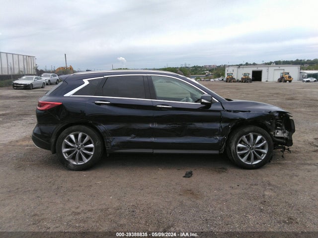 3PCAJ5M32LF119743 Infiniti Qx50 Luxe Awd