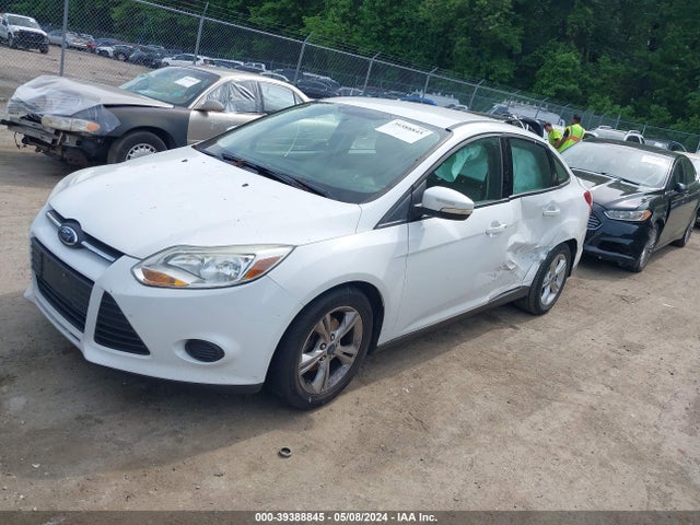 Ford FOCUS SE 2014 1FADP3F21EL293264 Image 2