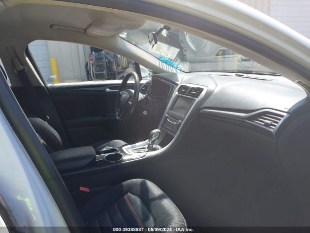 3FA6P0H76ER146035 Ford FUSION SE