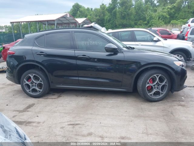 ZASFAKNN7J7B89740 Alfa Romeo Stelvio Ti Sport Awd