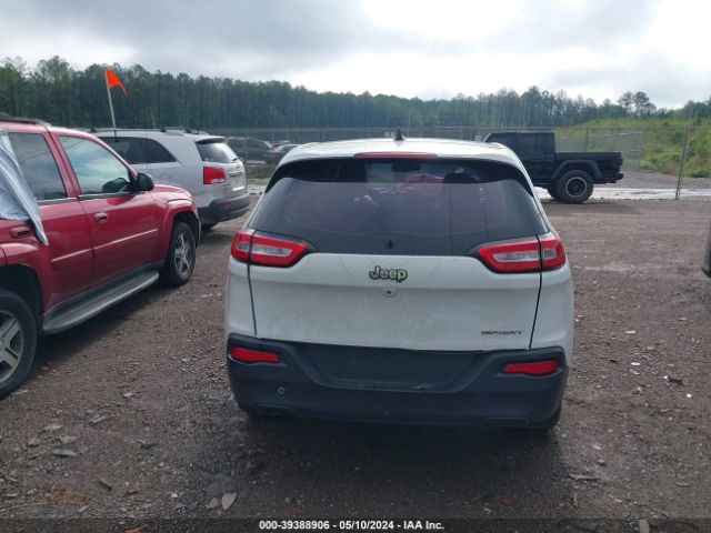 1C4PJLAB4FW660691 Jeep Cherokee Sport