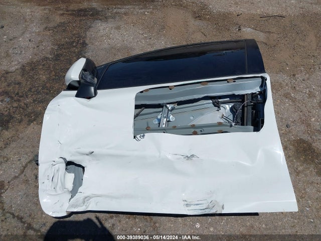 Toyota Corolla Hybrid Le 2021 JTDEAMDE2MJ003904 Image 12