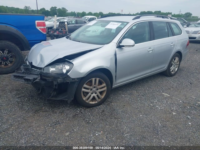 3VWPL7AJ8EM616939 Volkswagen Jetta Sportwagen 2.0l Tdi