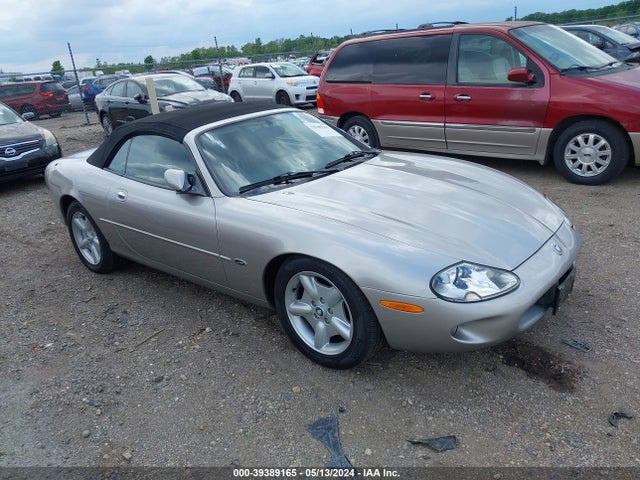 1999 JAGUAR XK8 SAJGX2045XC040254 Photo 0