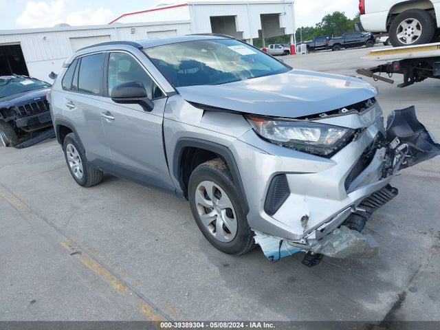 Toyota RAV4 LE 2021 2T3H1RFV7MC114460 головне зображення