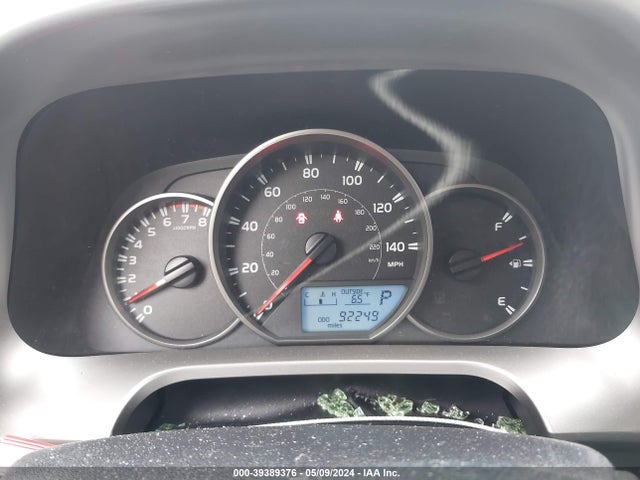 Toyota RAV4 LE 2016 JTMZFREV8GJ085799 Image 7