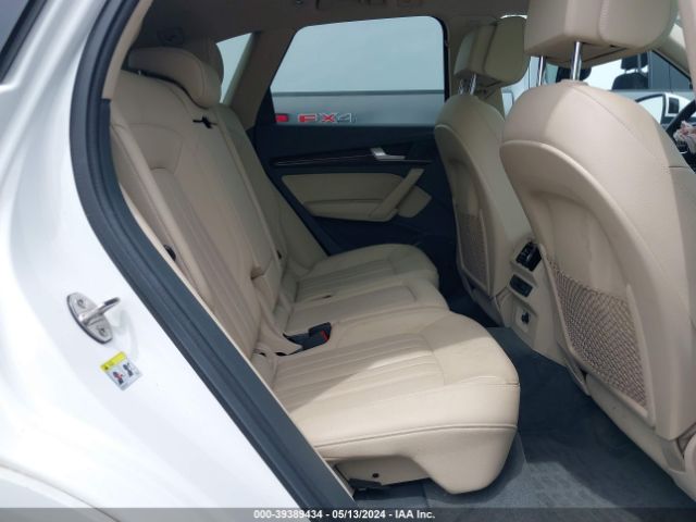 WA1BNAFY6J2107129 Audi Q5 2.0t Premium/2.0t Tech Premium