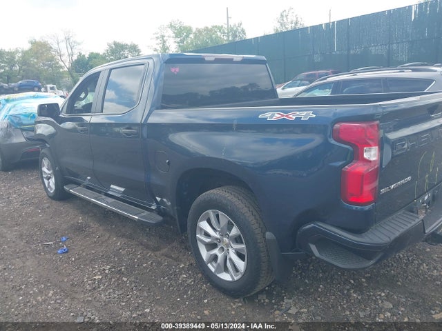 Chevrolet Silverado 1500 4wd  Short Bed Custom 2020 3GCPYBEH2LG452727 Image 3