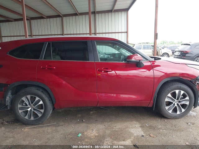 Toyota Highlander Xle 2023 5TDKDRAH3PS023379 Image 13