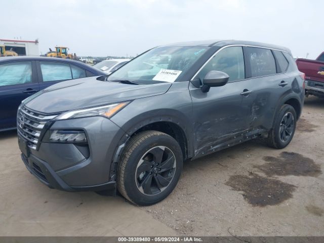 5N1BT3BA3RC715904 Nissan Rogue Sv Fwd