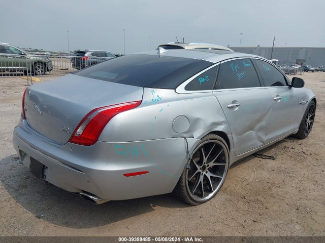 2013 JAGUAR XJ SAJWJ2GD7D8V44970 Photo 3