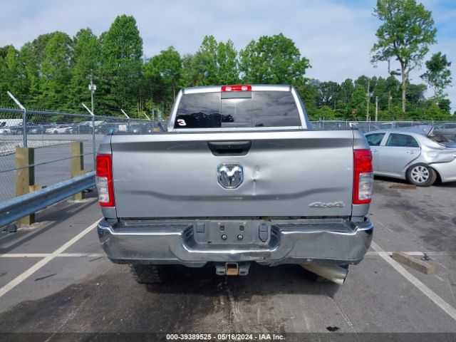 3C6UR5CL6NG250931 RAM 2500 Tradesman  4x4 6'4 Box