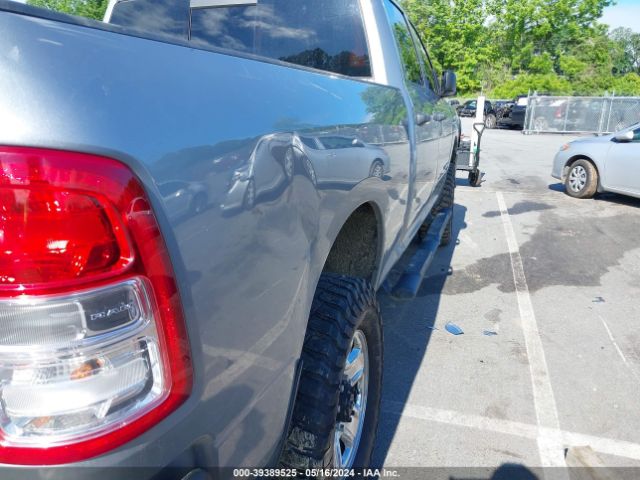 3C6UR5CL6NG250931 RAM 2500 Tradesman  4x4 6'4 Box