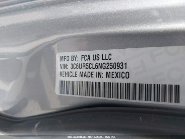 3C6UR5CL6NG250931 RAM 2500 Tradesman  4x4 6'4 Box