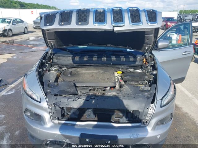 1C4PJMDS7GW368598 Jeep Cherokee Limited