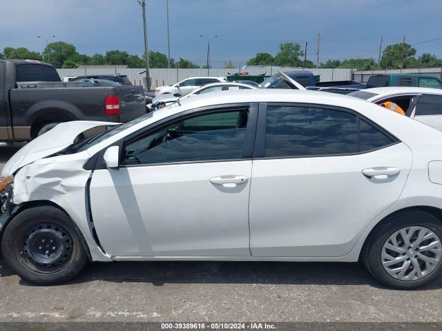 Toyota COROLLA LE 2017 5YFBURHE2HP651052 Image 14