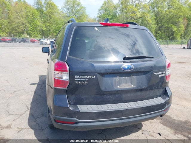 Subaru Forester 2.5i Premium 2016 JF2SJADC0GH488492 Image 17