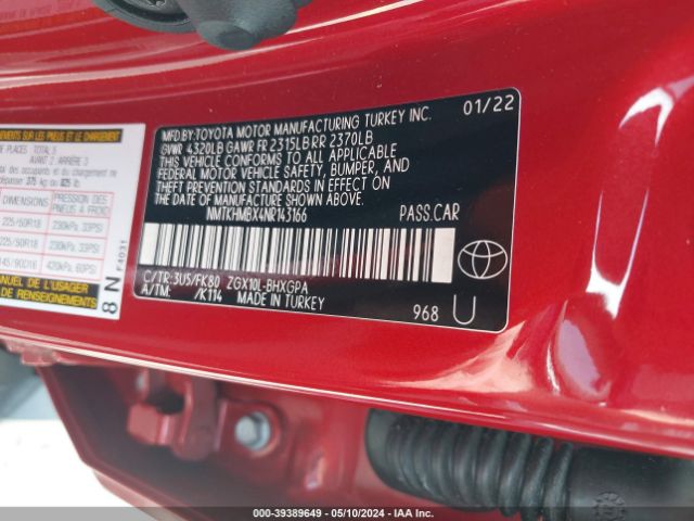 NMTKHMBX4NR143166 Toyota C-HR XLE