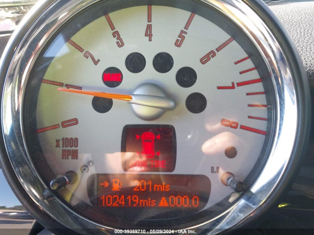 2009 MINI JOHN COOPER WORKS CLUBMAN WMWMM93589TF99257 Photo 6