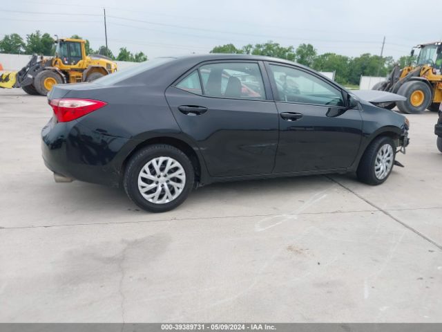 5YFBURHEXHP643698 Toyota COROLLA LE