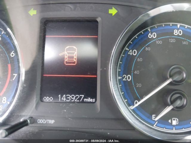 5YFBURHEXHP643698 Toyota COROLLA LE