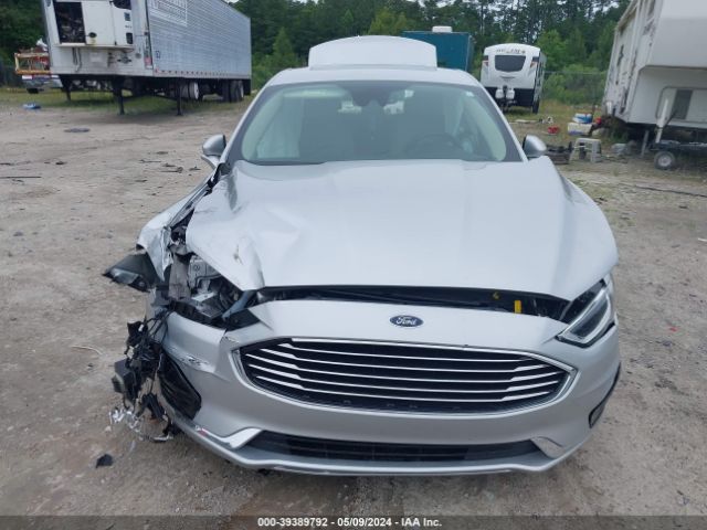3FA6P0MU2KR136951 Ford Fusion Hybrid Sel