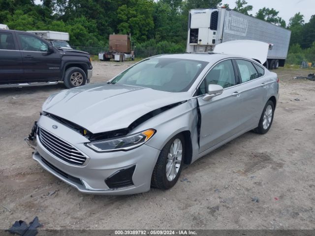 3FA6P0MU2KR136951 Ford Fusion Hybrid Sel