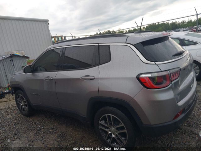 3C4NJCBBXKT649619 Jeep Compass Sun And Wheel Fwd