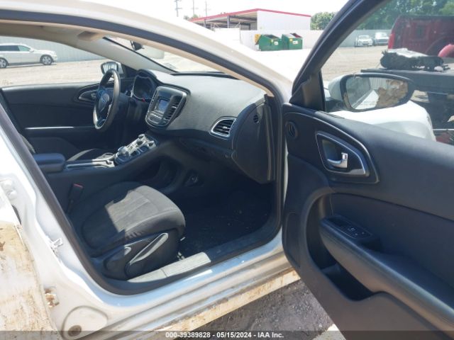 1C3CCCAB3FN567129 Chrysler 200 Limited
