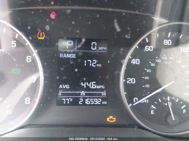 KMHD74LF1HU073849 Hyundai ELANTRA SE