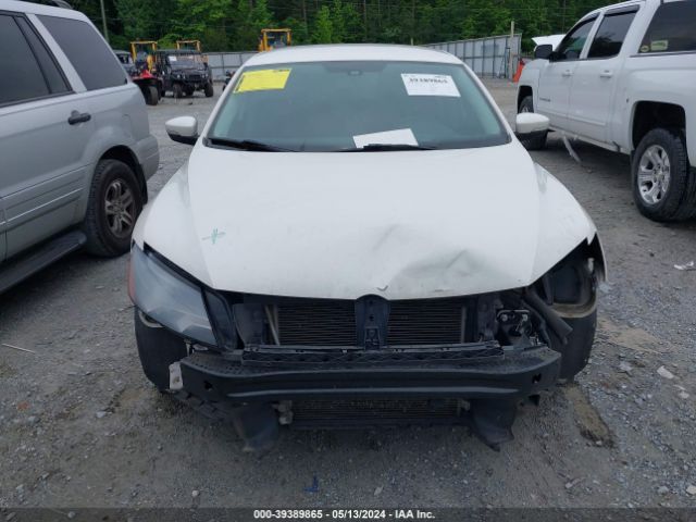 1VWAT7A35FC030578 Volkswagen Passat 1.8t Wolfsburg Edition