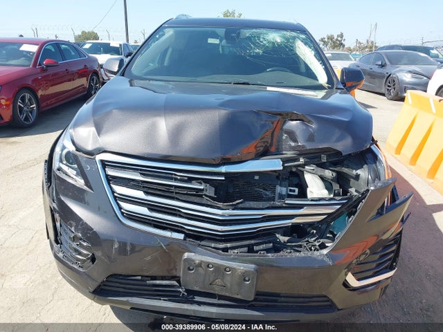 1GYKNCRS3JZ248069 Cadillac XT5 LUXURY