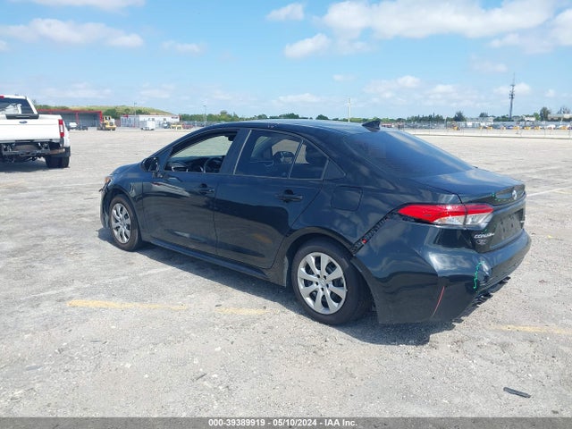 Toyota COROLLA LE 2022 5YFEPMAE2NP361830 Image 3