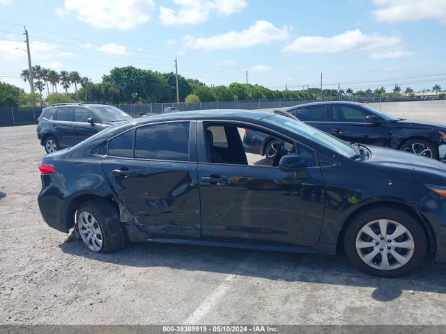 Toyota COROLLA LE 2022 5YFEPMAE2NP361830 Image 6