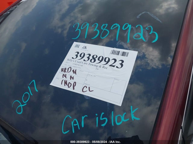 Chrysler 200 Limited Platinum 2017 1C3CCCAB8HN505941 Image 8
