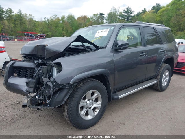 Toyota 4runner Sr5 Premium 2019 JTEBU5JR0K5711030 Image 2