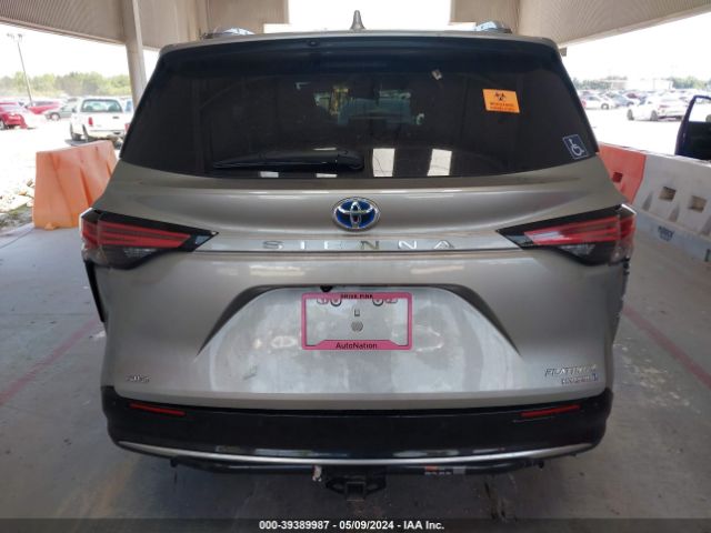 5TDESKFC3NS065930 Toyota Sienna Platinum