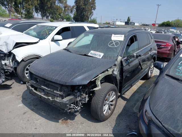 3VV3B7AX3JM175497 Volkswagen Tiguan 2.0t Se/2.0t Sel