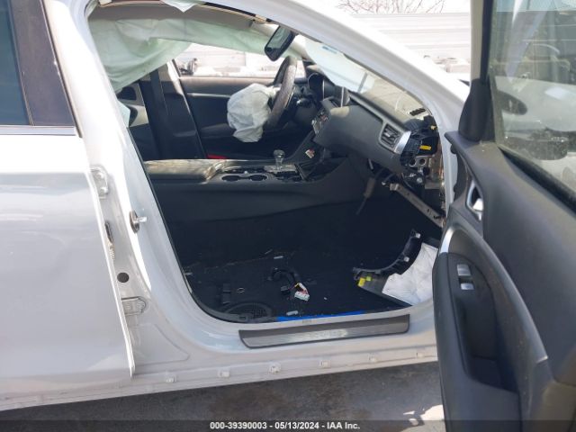 KMTG54LEXLU056301 Genesis G70 3.3t Rwd