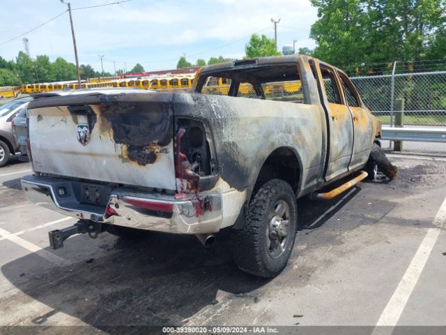 3C6UR5CJ2JG262065 RAM 2500 Tradesman  4x4 6'4 Box