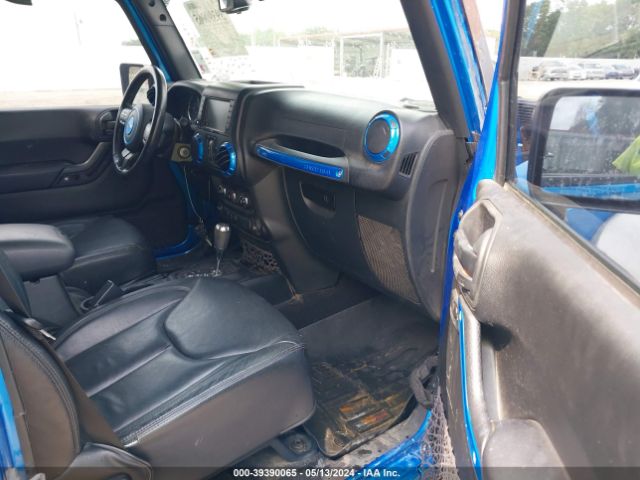 1C4BJWDGXGL287873 Jeep Wrangler Unlimited Sport